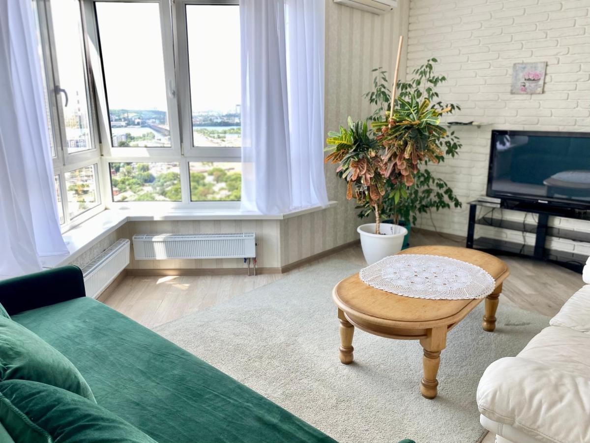 Apartments With Dnipro View Київ Екстер'єр фото